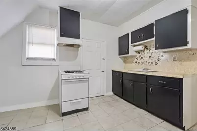 94 Manchester Ave, Paterson, NJ 07502 - Photo 15