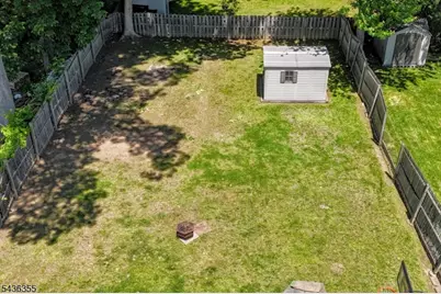 202 Lake Shore Dr, Parsippany, NJ 07034 - Photo 15