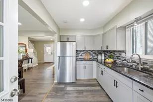 298 Fairway Ave, Belleville, NJ 07109 - Photo 5