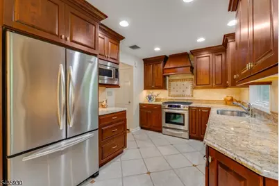 7 Syme Ave, West Orange Township, NJ 07052 - Photo 3