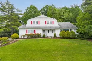 7 Syme Ave, West Orange Township, NJ 07052 - Photo 5