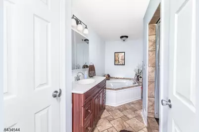 4 Campbell Dr, Hardyston Township, NJ 07419 - Photo 23