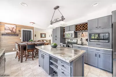 4 Campbell Dr, Hardyston Township, NJ 07419 - Photo 15