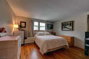 156 Little Falls Rd, Cedar Grove, NJ 07009 - Photo 11