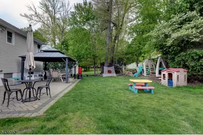 156 Little Falls Rd, Cedar Grove, NJ 07009 - Photo 21