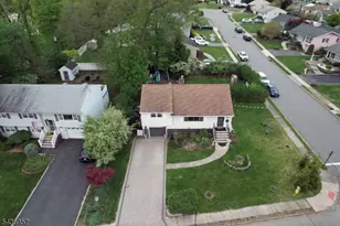 156 Little Falls Rd, Cedar Grove, NJ 07009 - Photo 25