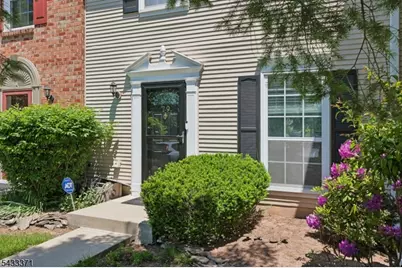 79 Chelsea Ct, Franklin Township, NJ 08823 - Photo 3