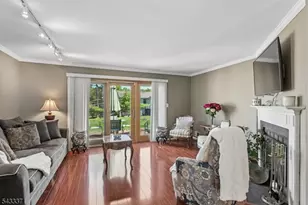 79 Chelsea Ct, Franklin Township, NJ 08823 - Photo 5