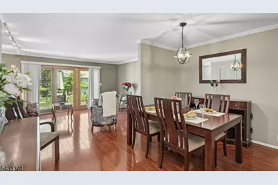 79 Chelsea Ct, Franklin Township, NJ 08823 - Photo 9