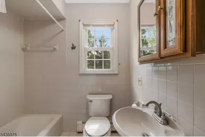 1 Linda Ln, North Plainfield, NJ 07060 - Photo 23