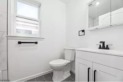 531 Livingston St, Elizabeth, NJ 07206 - Photo 11