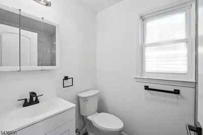 531 Livingston St, Elizabeth, NJ 07206 - Photo 23