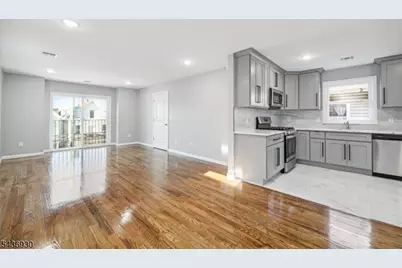 531 Livingston St, Elizabeth, NJ 07206 - Photo 5