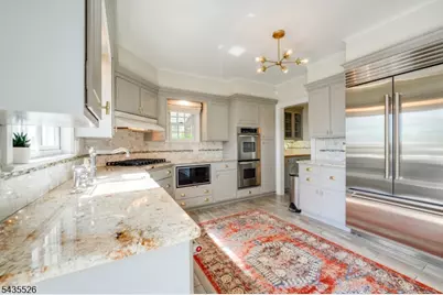 41 Crestwood Dr, Maplewood Twp., NJ 07040 - Photo 13