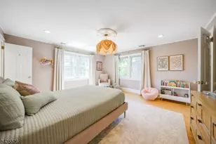 41 Crestwood Dr, Maplewood Twp., NJ 07040 - Photo 21