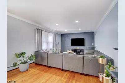18 Old Traveled Way, Roxbury Township, NJ 07852 - Photo 5