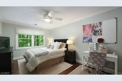 1916 Parkwood Dr, Scotch Plains Township, NJ 07076 - Photo 23