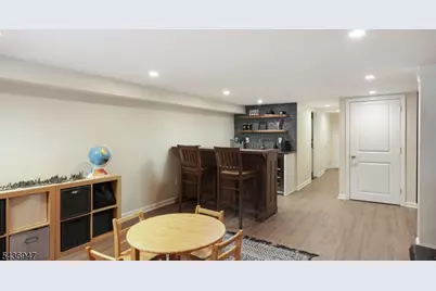 1916 Parkwood Dr, Scotch Plains Township, NJ 07076 - Photo 27