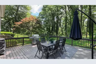 1916 Parkwood Dr, Scotch Plains Township, NJ 07076 - Photo 33