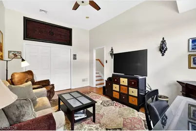 37 Hall Dr, Clark Township, NJ 07066 - Photo 19