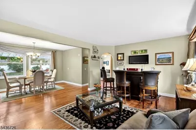 37 Hall Dr, Clark Township, NJ 07066 - Photo 11