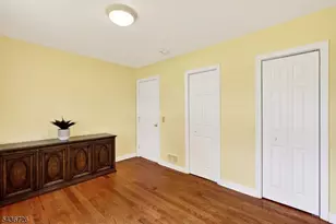 37 Hall Dr, Clark Township, NJ 07066 - Photo 17