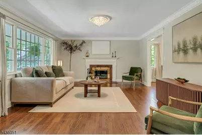 28 Club Ln, New Providence, NJ 07901 - Photo 5