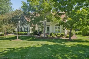 14 Old Warson Ct, Montgomery Township, NJ 08558 - Photo 3