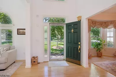 14 Old Warson Ct, Montgomery Township, NJ 08558 - Photo 5