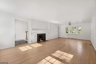 154 N Franklin Tpke, Ho Ho Kus, NJ 07423 - Photo 3