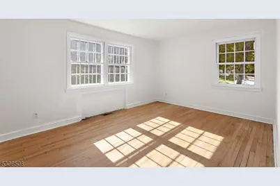 154 N Franklin Tpke, Ho Ho Kus, NJ 07423 - Photo 9