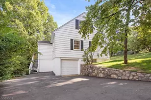 154 N Franklin Tpke, Ho Ho Kus, NJ 07423 - Photo 17