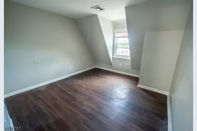 84 Farley Ave, Newark, NJ 07108 - Photo 15