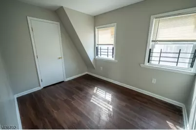 84 Farley Ave, Newark, NJ 07108 - Photo 21