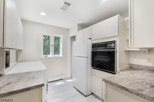 16 Perona Rd, Andover Township, NJ 07821 - Photo 11