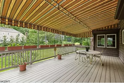 15 Bourbon St, Wayne Twp., NJ 07470 - Photo 23