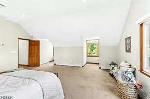 10 Red Robin Way, Raritan Township, NJ 08822 - Photo 31
