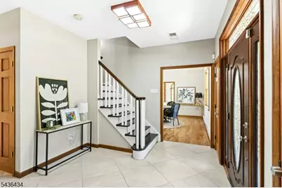 10 Red Robin Way, Raritan Township, NJ 08822 - Photo 7