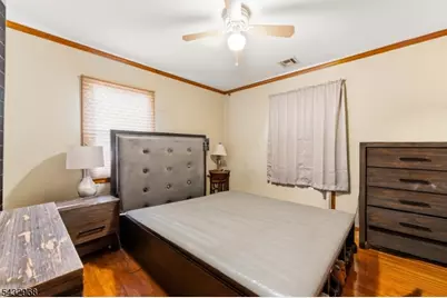339 Oakwood Ave, Kenilworth, NJ 07033 - Photo 5