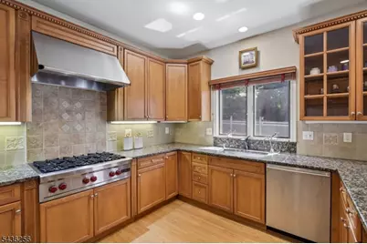 8 Harper St, West Orange Township, NJ 07052 - Photo 15