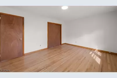 384 Delawanna Ave, Clifton, NJ 07014 - Photo 23
