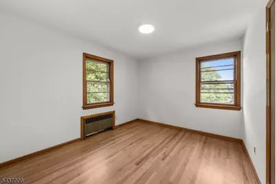 384 Delawanna Ave, Clifton, NJ 07014 - Photo 21