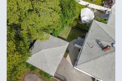 384 Delawanna Ave, Clifton, NJ 07014 - Photo 29