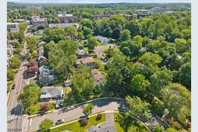 30 Crestwood Rd, Morristown, NJ 07960 - Photo 41