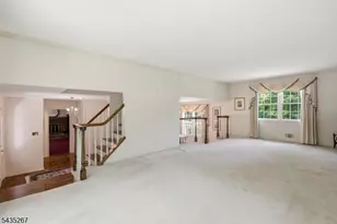 20 Coachman Ct, Berkeley Heights Township, NJ 07922 - Photo 9