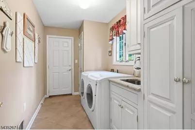 20 Coachman Ct, Berkeley Heights Township, NJ 07922 - Photo 23