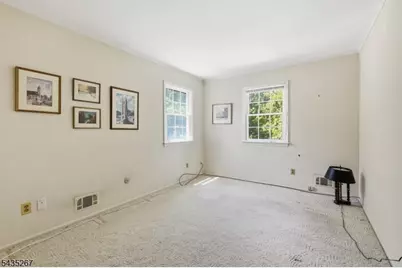 20 Coachman Ct, Berkeley Heights Township, NJ 07922 - Photo 19