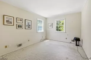 20 Coachman Ct, Berkeley Heights Township, NJ 07922 - Photo 19