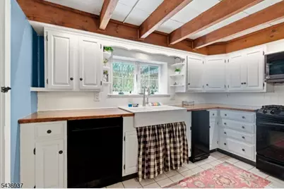 60 Pleasant Run Rd, Readington, NJ 08822 - Photo 11