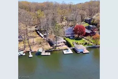 6 Oneida Ave, Hopatcong, NJ 07843 - Photo 3